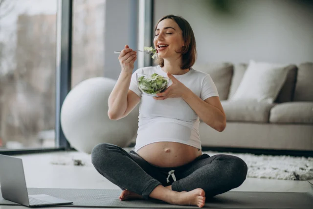12 Essential Nutrients and Their Sources for a Healthy Pregnancy​
